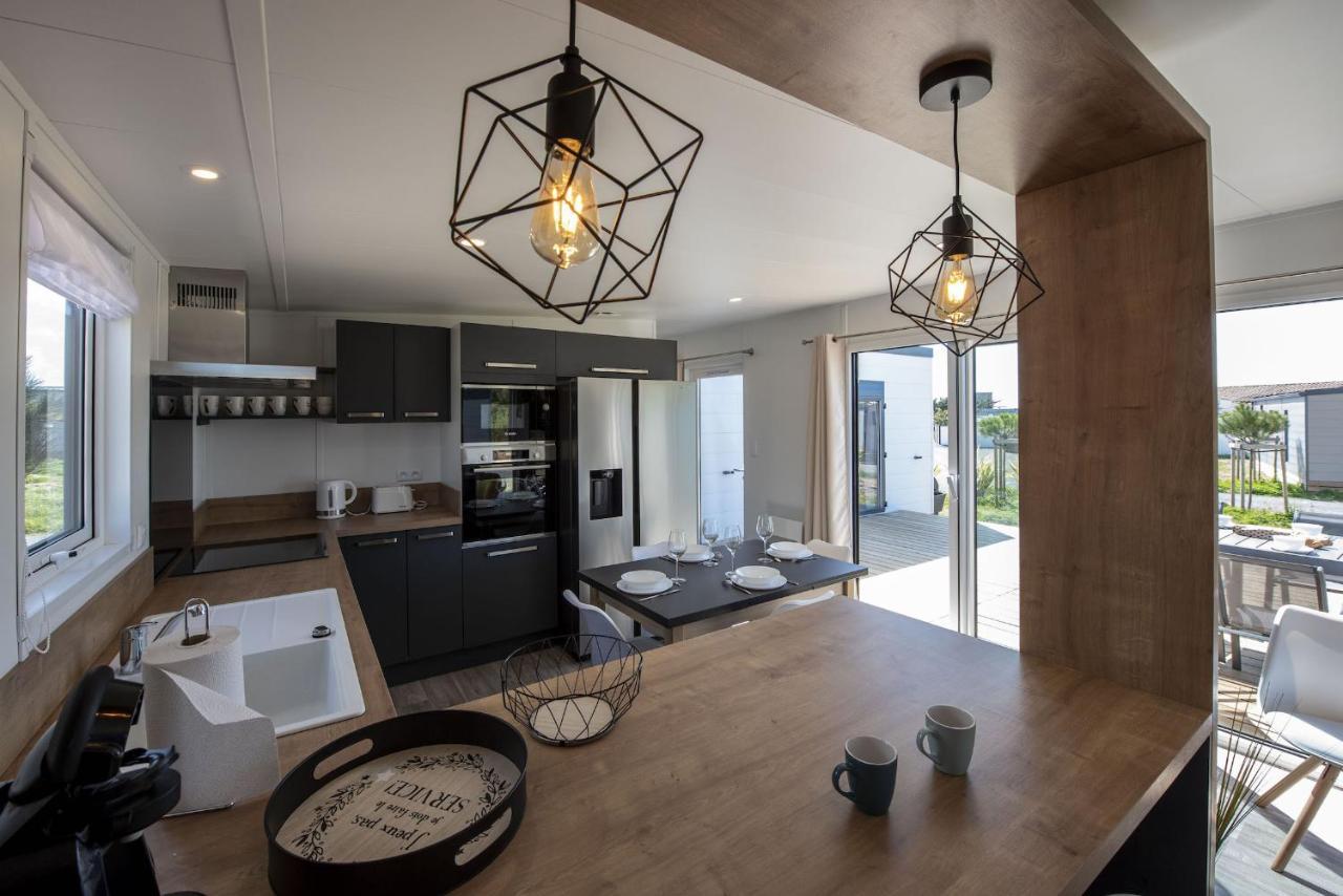 Chalet Pour 6 Dans Un Domaine Avec Piscine Brétignolles-sur-Mer Dış mekan fotoğraf